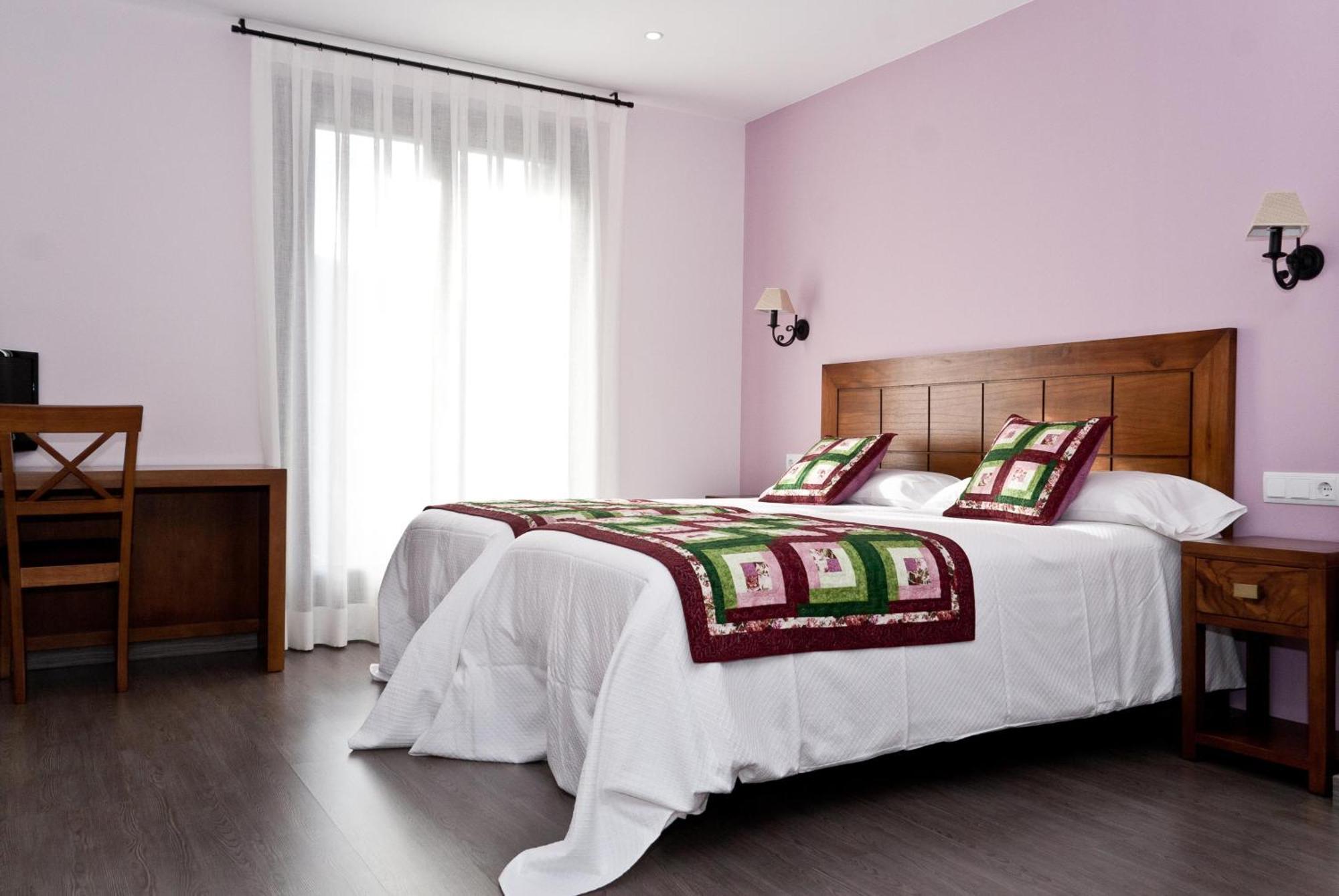Casa Rural La Comella Tirvia ภายนอก รูปภาพ