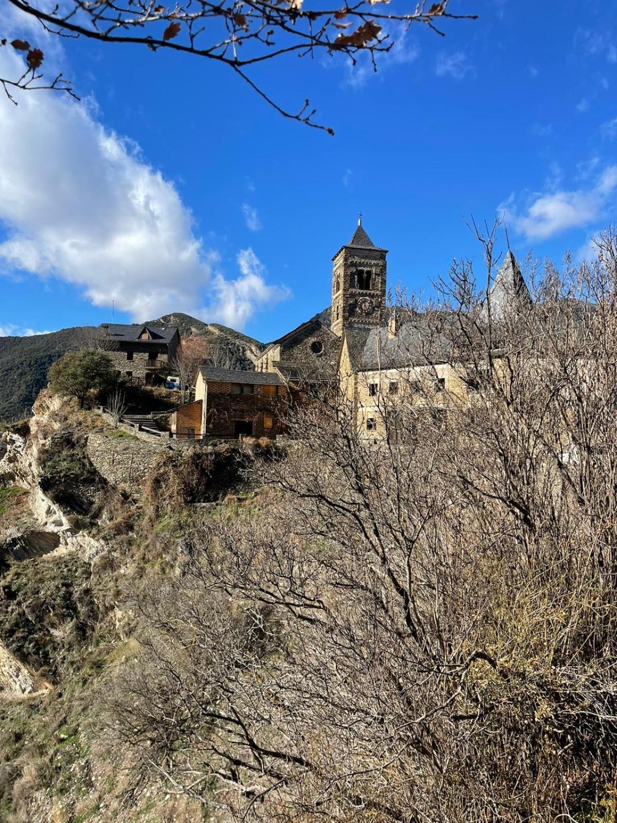 Casa Rural La Comella Tirvia ภายนอก รูปภาพ