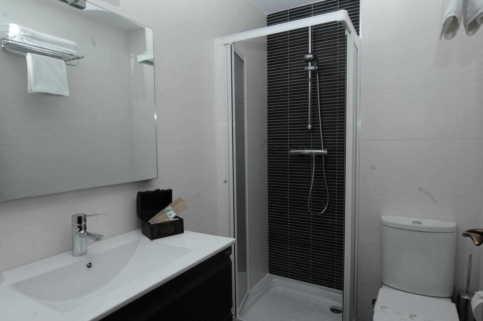 Casa Rural La Comella Tirvia ภายนอก รูปภาพ