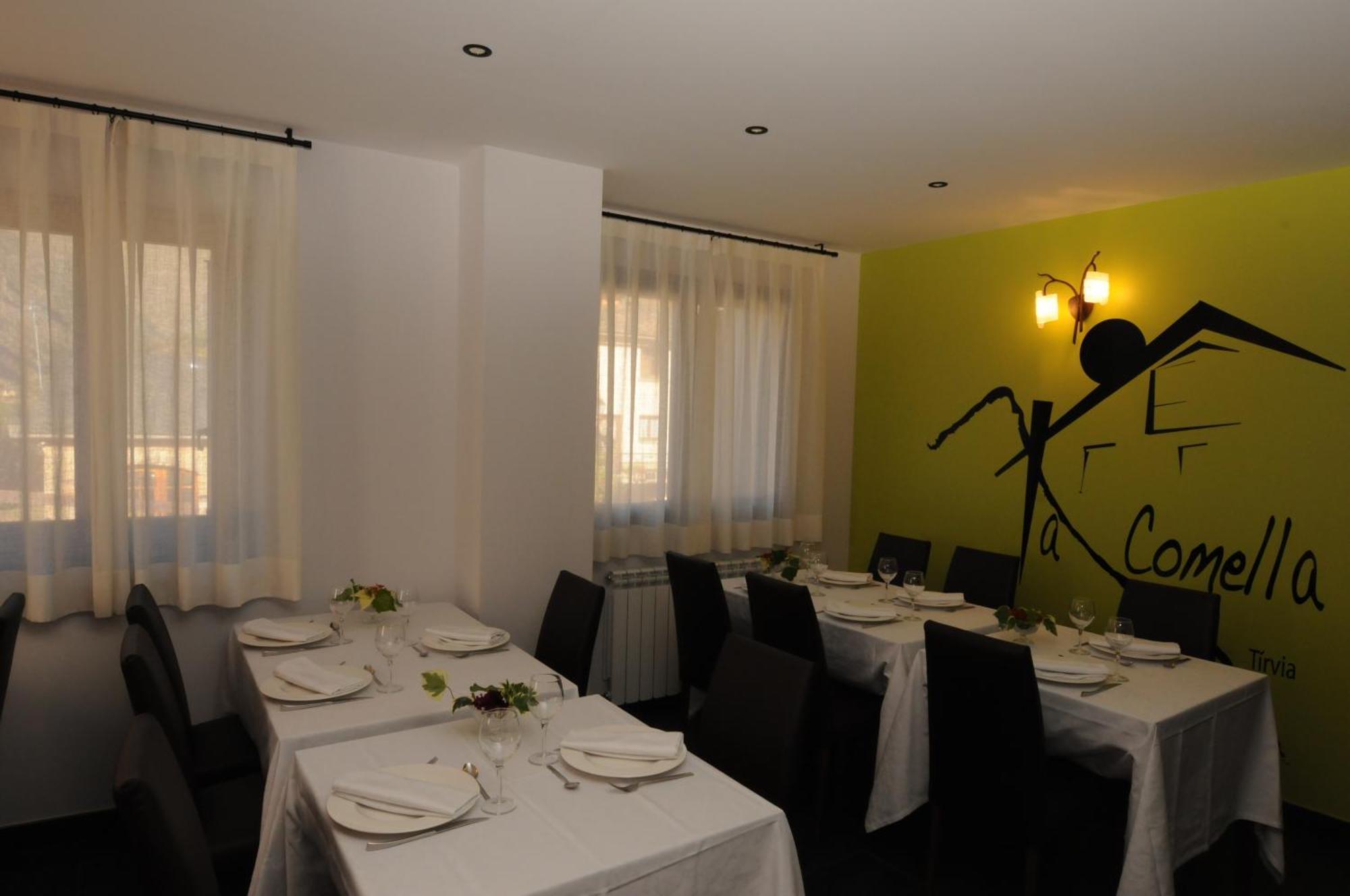 Casa Rural La Comella Tirvia ภายนอก รูปภาพ