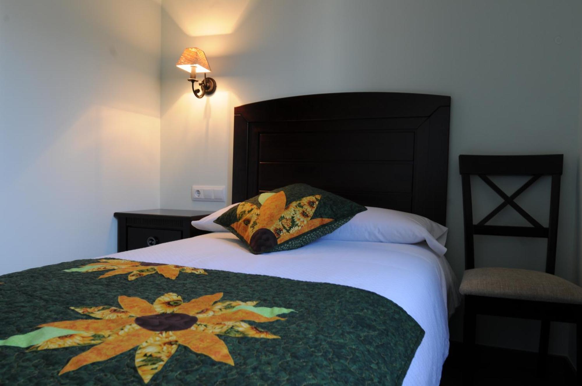 Casa Rural La Comella Tirvia ภายนอก รูปภาพ